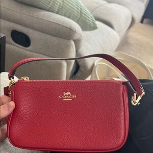 Coach Nolita 19
